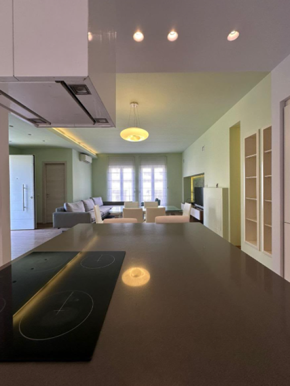 SHITET VILË 254m2 , WHITE HOUSE RESIDENCE – TEG