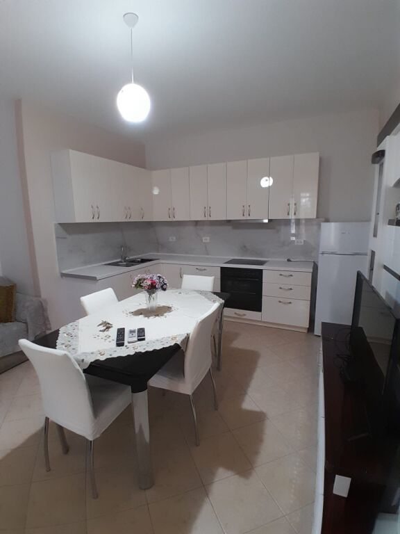 Appartamento 1+1 in affitto ad Astir