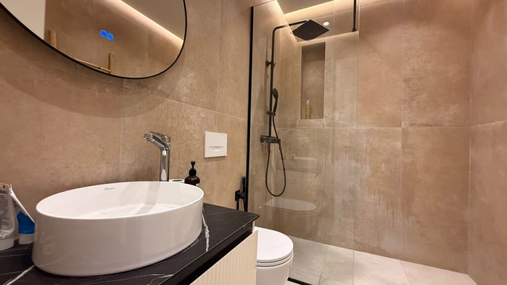 PENTHOUSE PËR SHITJE – KODRA E DIELLIT