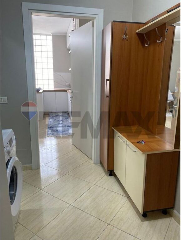 🏡 APARTAMENT 1+1 ME QIRA  📍 Rruga Pjetër Budi