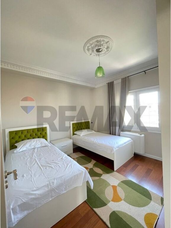 Apartment - For Rent - Selita e Vjetër Street, Tirana