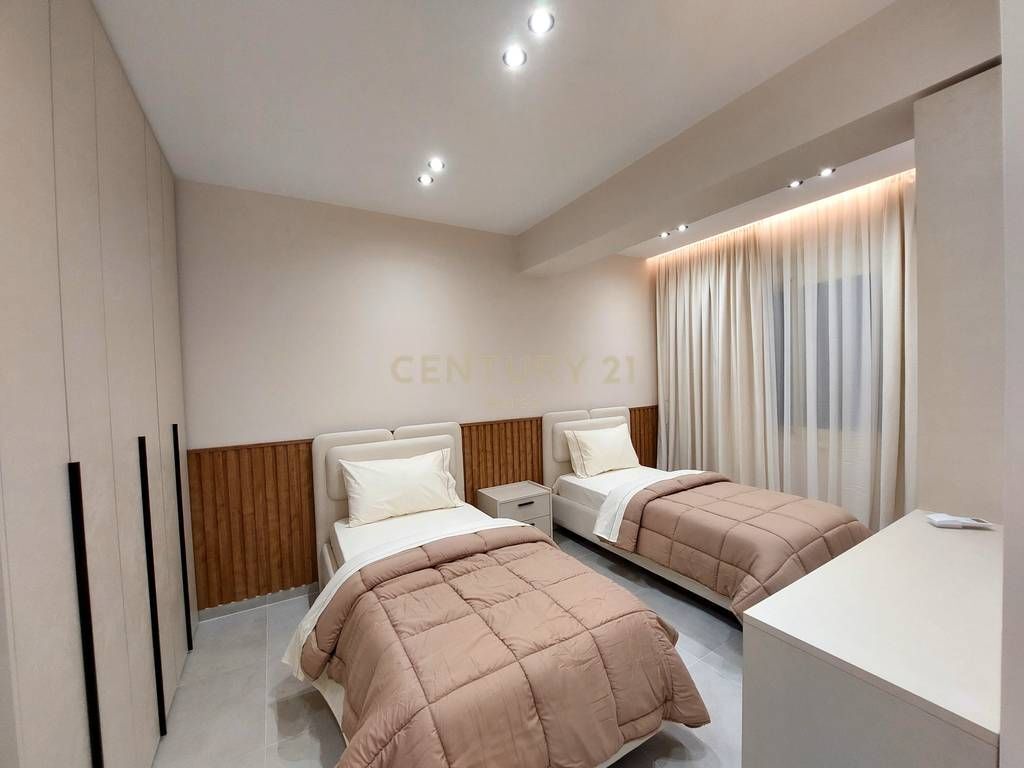 APARTMENT 2+1 FOR RENT, LUNGOMARE VLORË