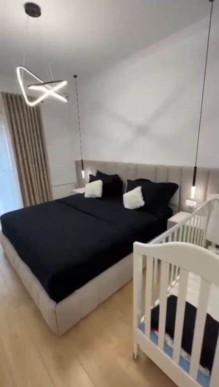 FOR RENT APARTMENT 3+1+2 – KOSOVARËVE STREET