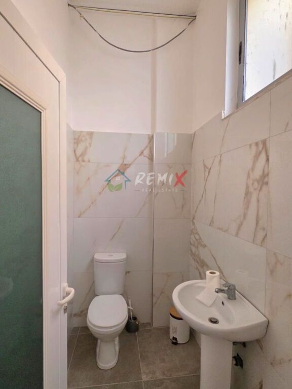🏢 PREMISES FOR RENT – BEACH AREA