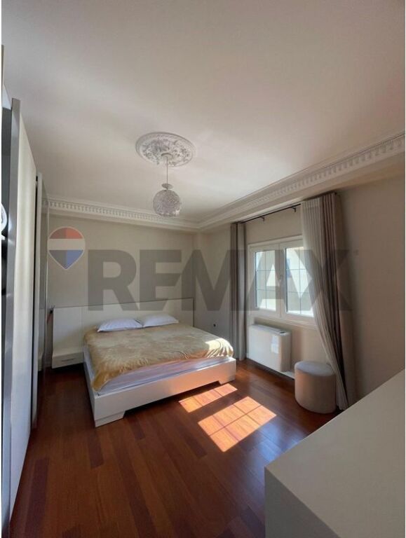 Apartment - For Rent - Selita e Vjetër Street, Tirana