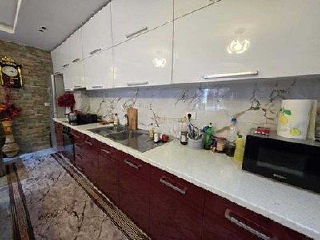 🏢 SHITET APARTAMENT 1+1 – LEZHË