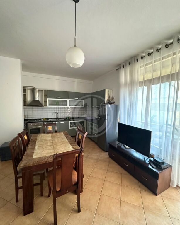 Apartament 2+1 me Qira – Golem