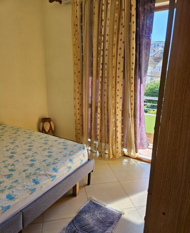 Rent | Vilë 2 + 1 | Rruga Jordan Misja | 500 €/month