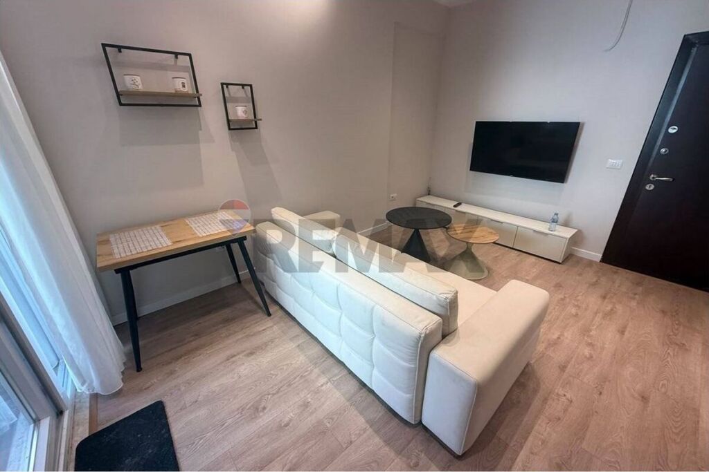 🏡Appartamento 1+1 -- Giardino Botanico, Tirana