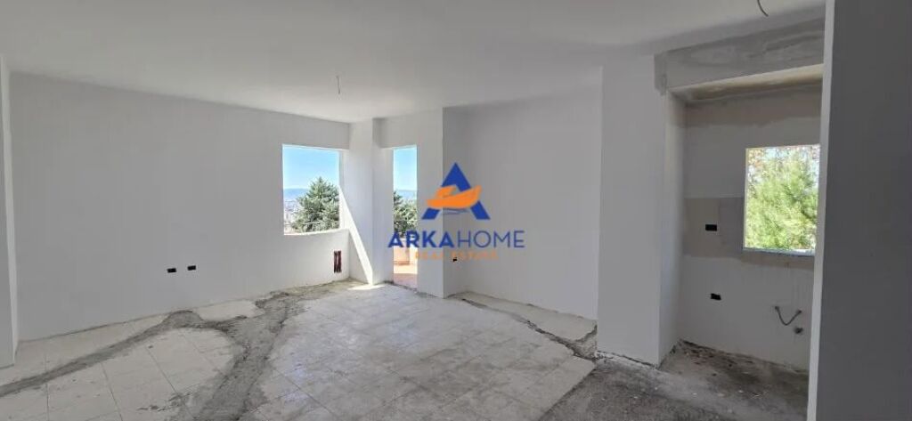 SHITET APARTAMENT 2+1+BALLKON "PRANË CHÂTEAU LINZA RESORT" 18.000.000 LEKE