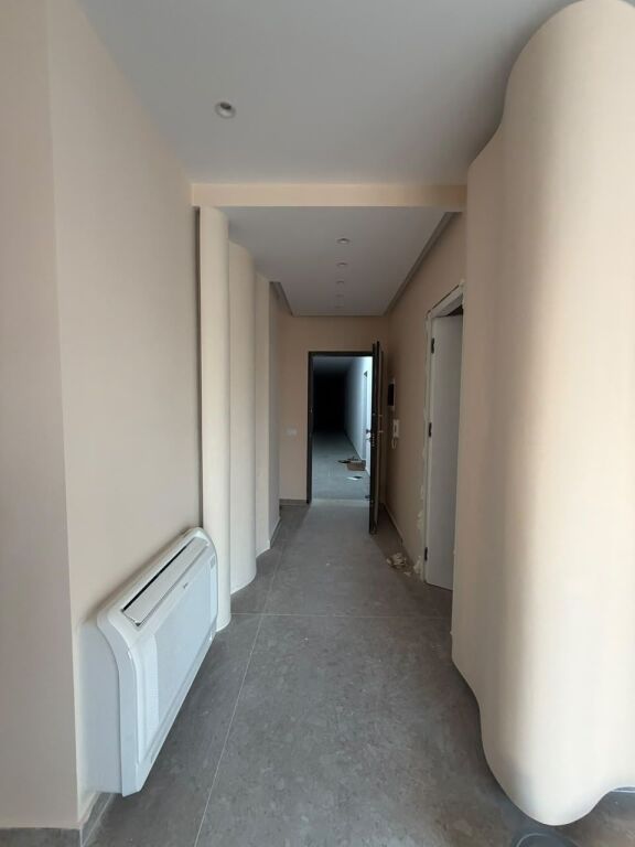 Affitto | Ambjent Biznesi | Rruga Jordan Misja | 1000 €/mese