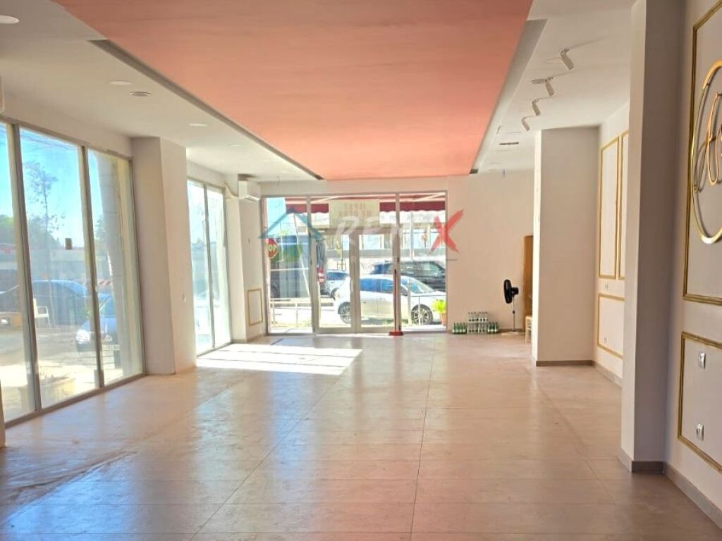 🏢 PREMISES FOR RENT – BEACH AREA