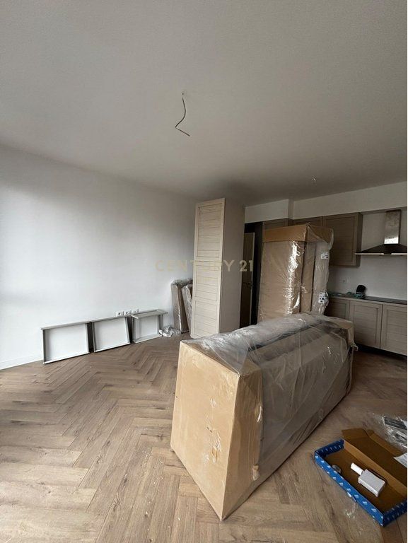🏠 **AFFITTASI – APPARTAMENTO 1+1** 65 000 leke/ mese