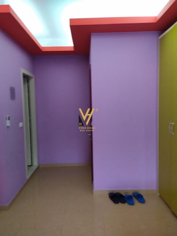 SHITET HOTEL TE AUTOSTRADA LEZHE–TIRANE 670.000 EURO