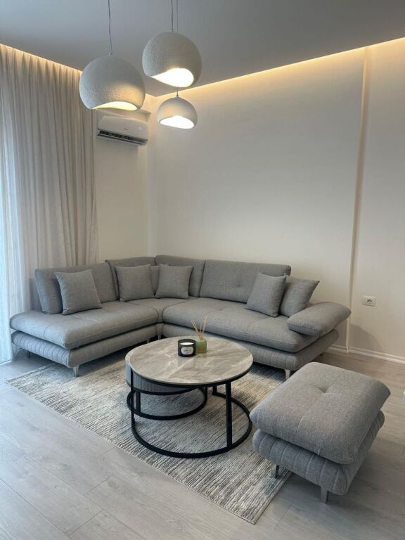 Rent Apartment 2+1 Concord Center On 5 MAY Street