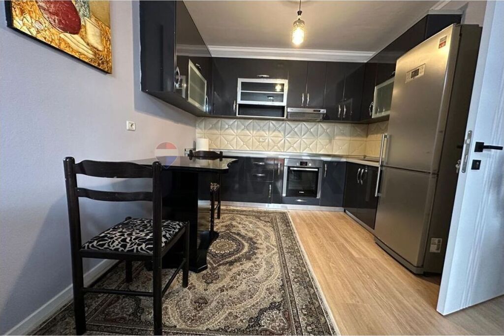 🏡Apartament- Per Qira - Rruga Jordan Misja, Tirane