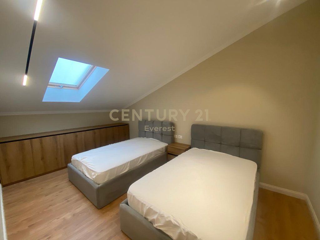 KODRA E PRIFTIT, JAPIM APARTAMENT 3+1+2+PARKIM PER QIRA