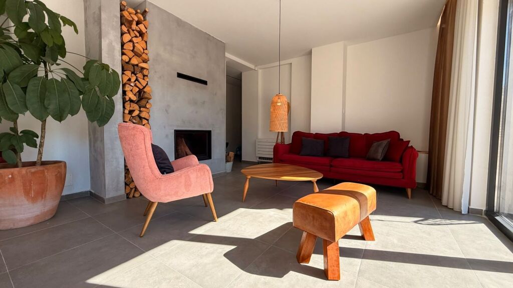 PENTHOUSE PËR SHITJE – KODRA E DIELLIT