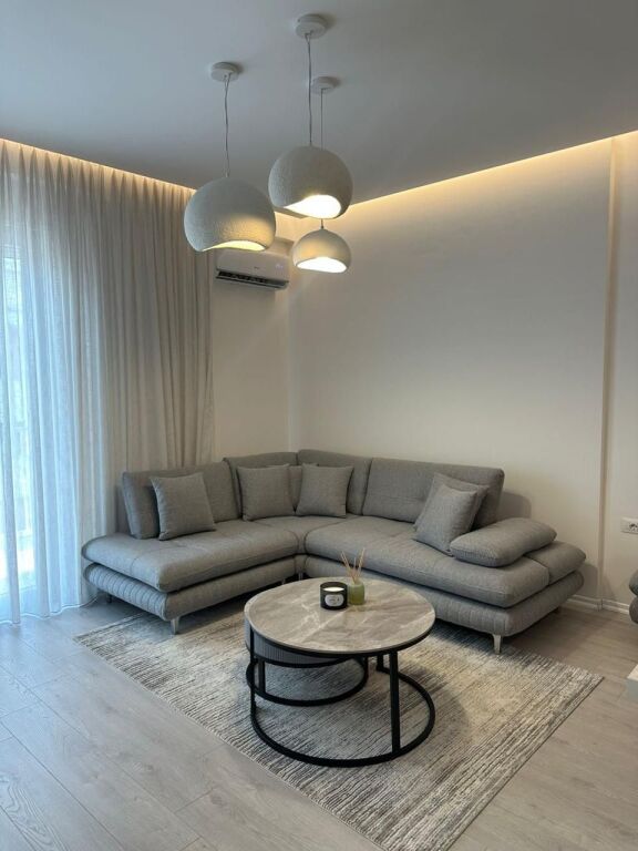Rent Apartment 2+1 Concord Center On 5 MAY Street