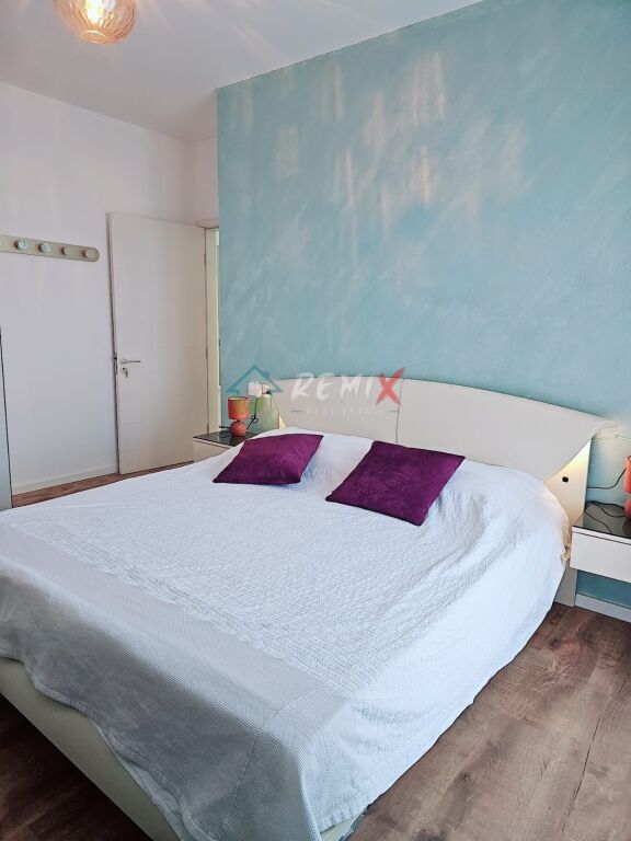 SHITET PAPAFINGO 2+1 – VERANDË PRIVATE 90 m²