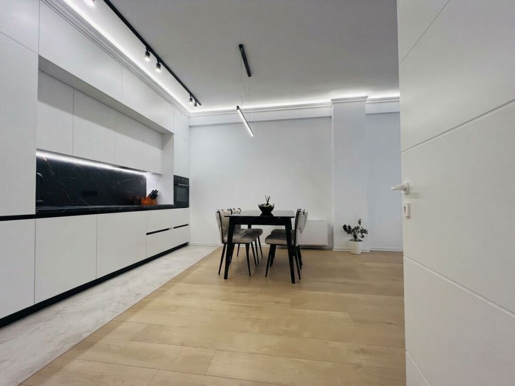 Rent, Apartment 3+1+2, Kosovarëve Street, Tirana
