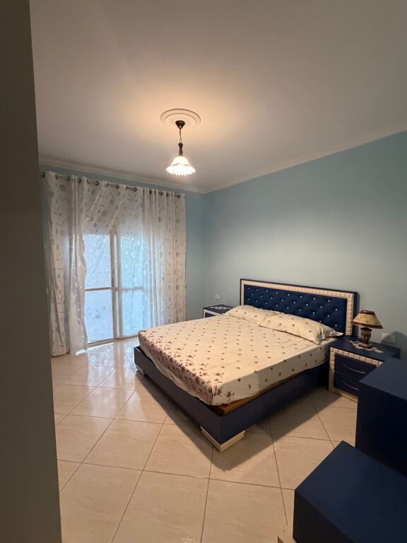 Jepet me qera Apartment 1+1 ne Plazh