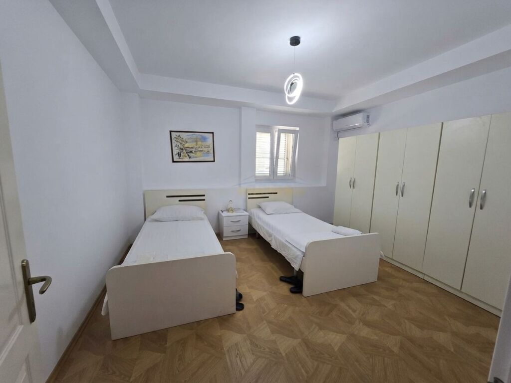 Shitet , Apartament 2+1 , Selite , Tirane