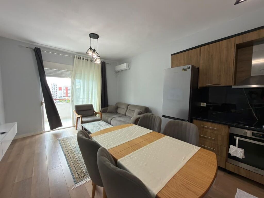 Appartamento 1+1+ Balcone In Affitto A Astir