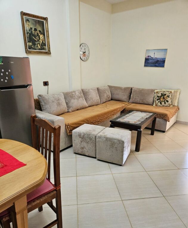 Rent | Vilë 2 + 1 | Rruga Jordan Misja | 500 €/month