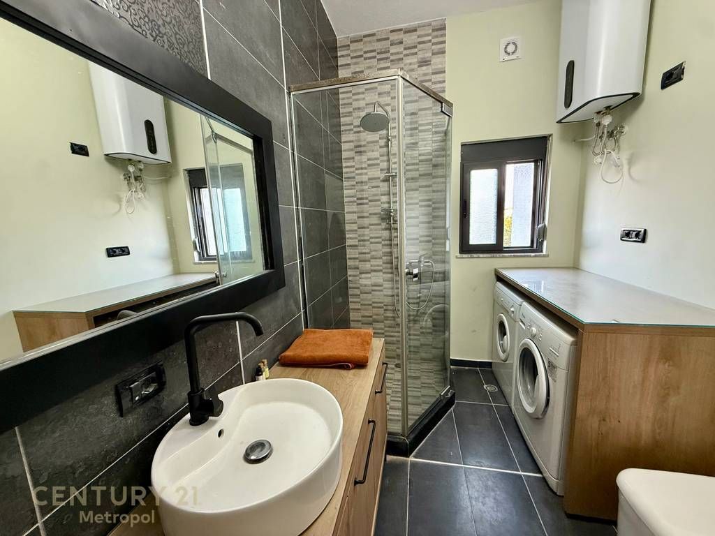 AFFITTASI APPARTAMENTO 3+1 (PIANO VILLA), KTHESA E KAMZËS!
