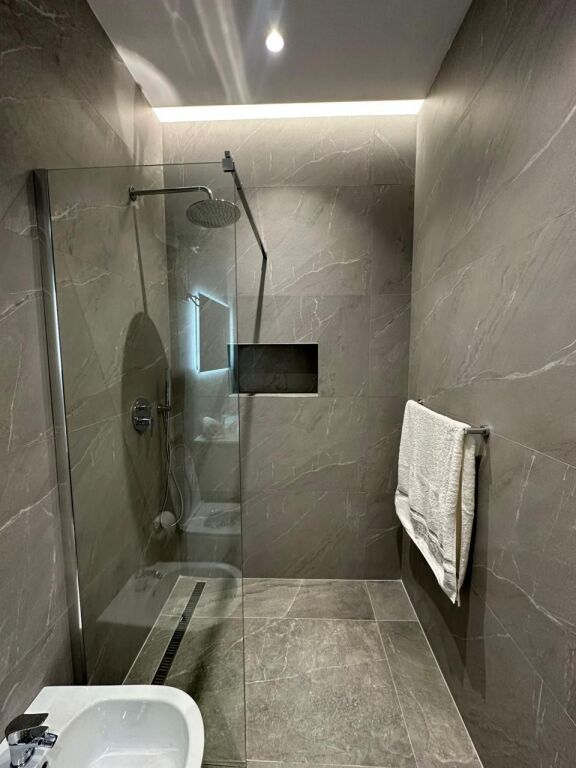 Rent Apartment 2+1 Concord Center On 5 MAY Street