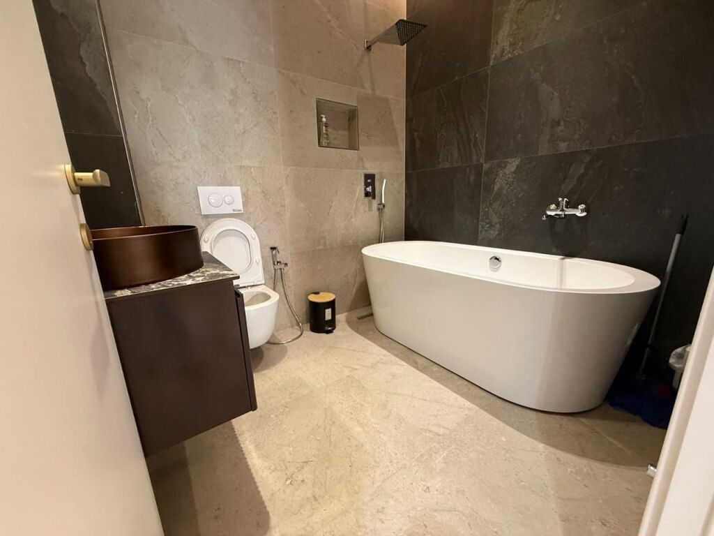 Apartament 2+1+2 me Qira në Residenca Oasis – Unaza e Re