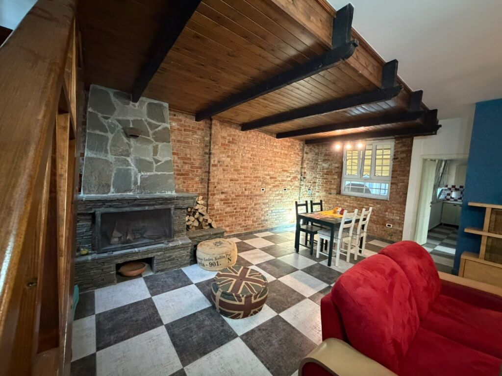APARTAMENT 2+1 PËR SHITJE.RRUGA RRAPO HEKALI