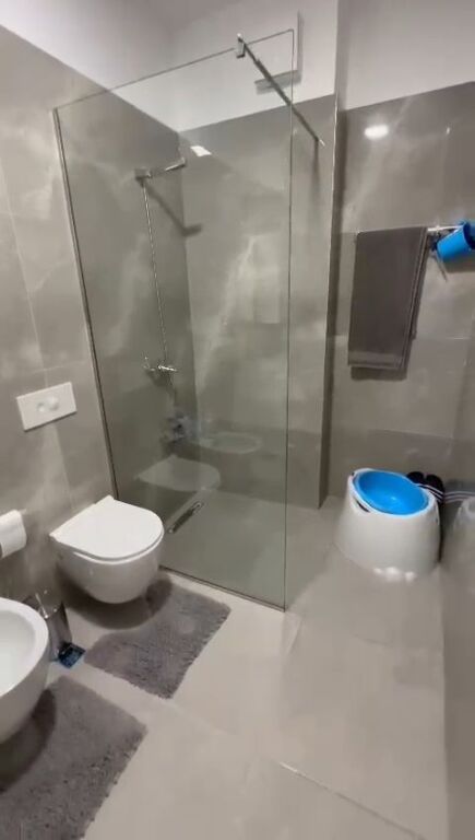 FOR RENT APARTMENT 3+1+2 – KOSOVARËVE STREET