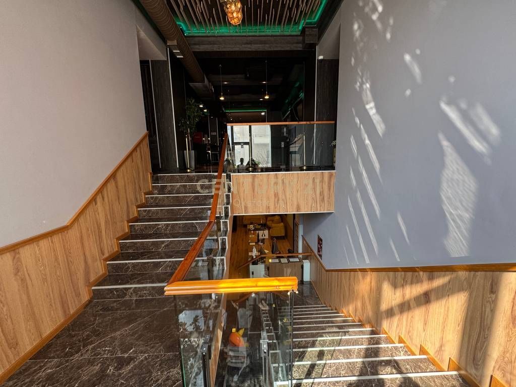 SHITET HOTEL NE VLORE PRANE VLORA MARINA