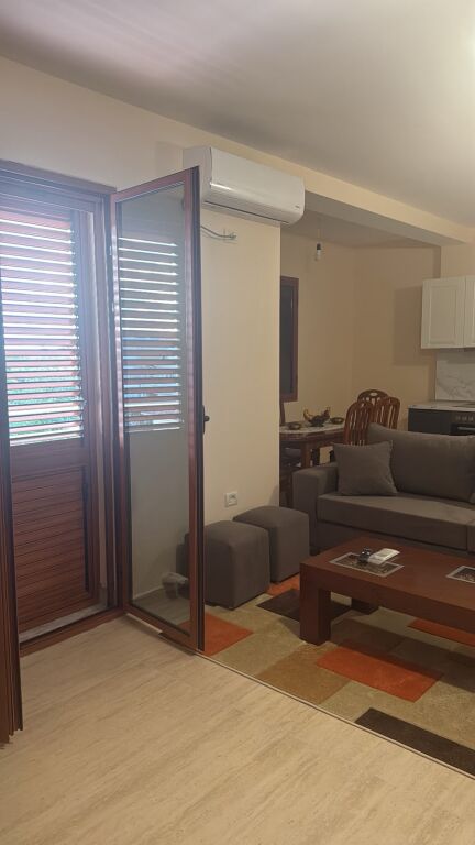 Apartment 2+1 in Lapraka behind the Military Hospital ID 5651