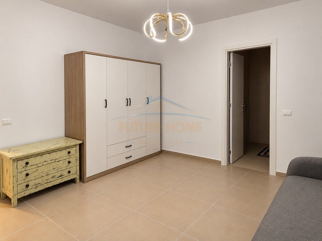 Qira, Apartament 2+1+2, Liqeni i Thatë, Tiranë.