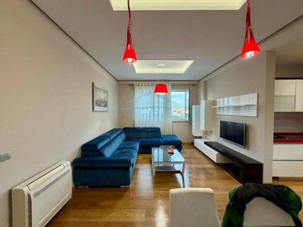 Shitet, Apartament 2+1+2 Ballkone ,Liqeni i Thate, Tirane