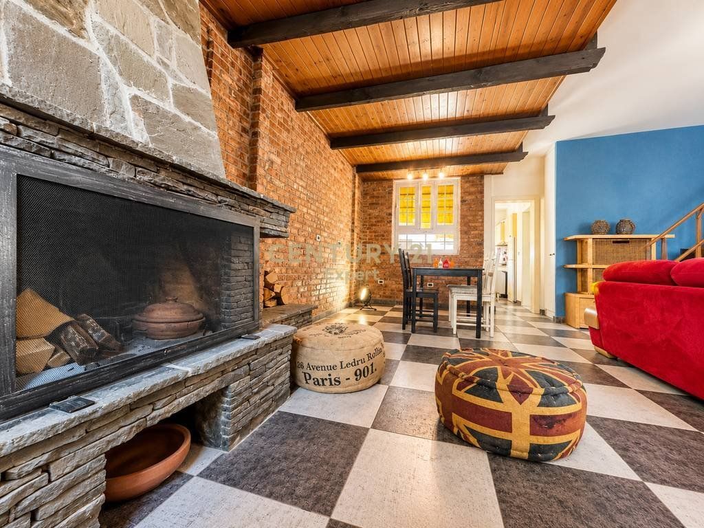 Apartment 2+1 for sale at Kodra Djellit!