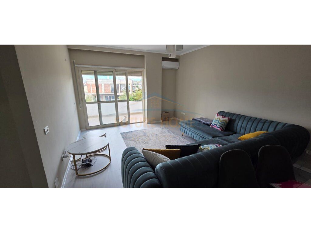 Shitet,Apartament 1+1,Rruga e Ullishtes,Liqeni i Thate,Tirane.