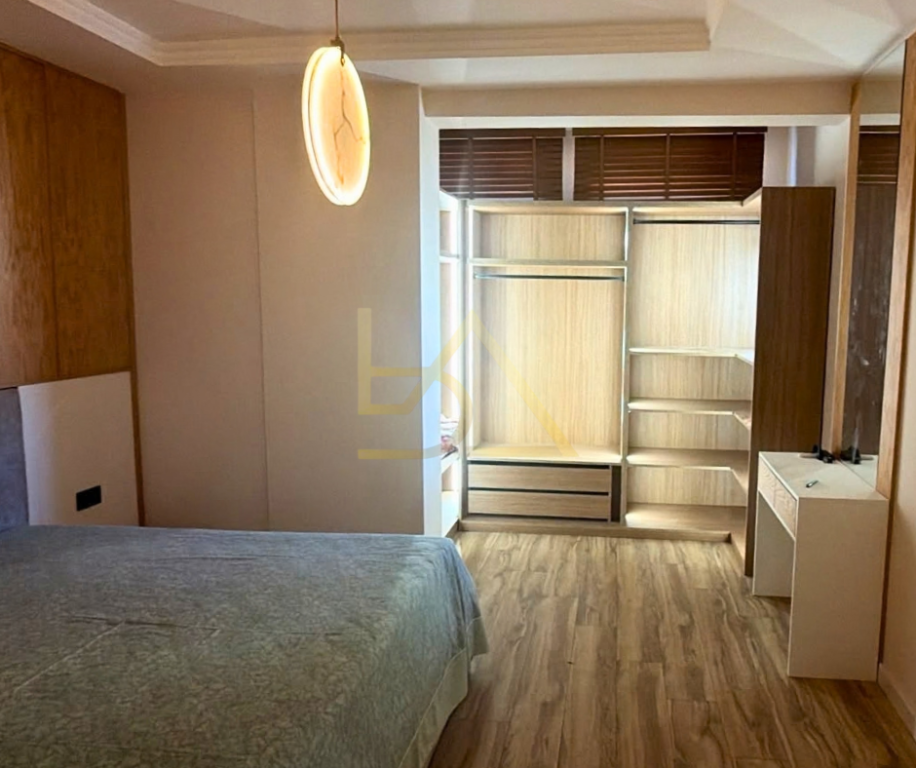 SHITET APARTAMENT 2+1 – RRUGA E PORTIT, DURRËS