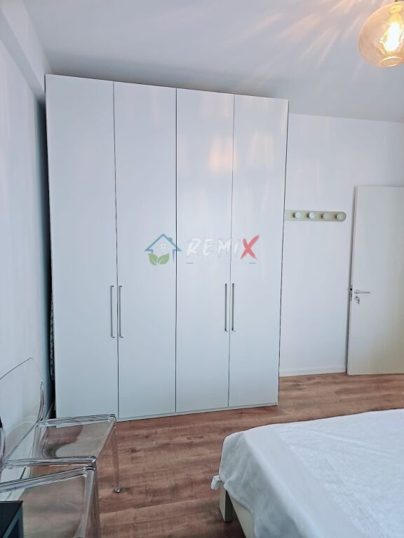 SHITET PAPAFINGO 2+1 – VERANDË PRIVATE 90 m²