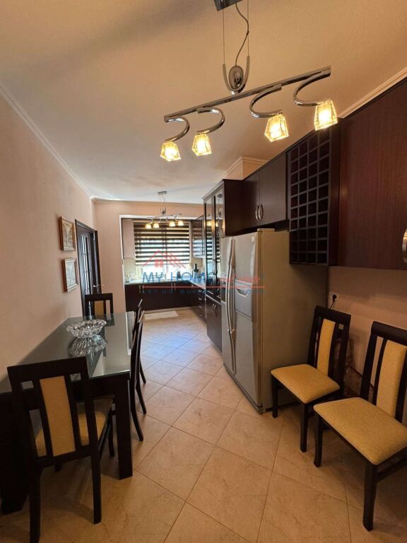 Apartment 2+1 for rent Paris Commune in Tirana