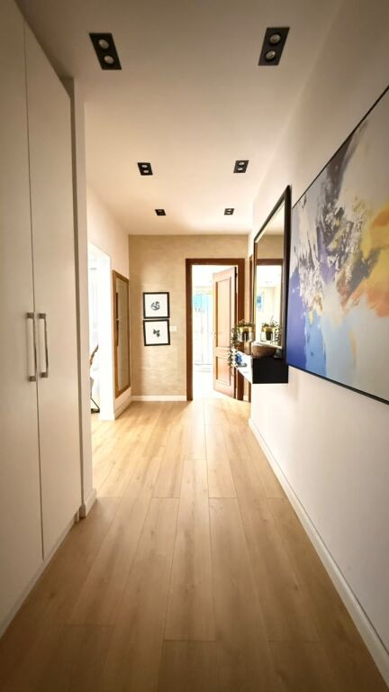 Apartament 1+1 per shitje tek Komuna e Parisit