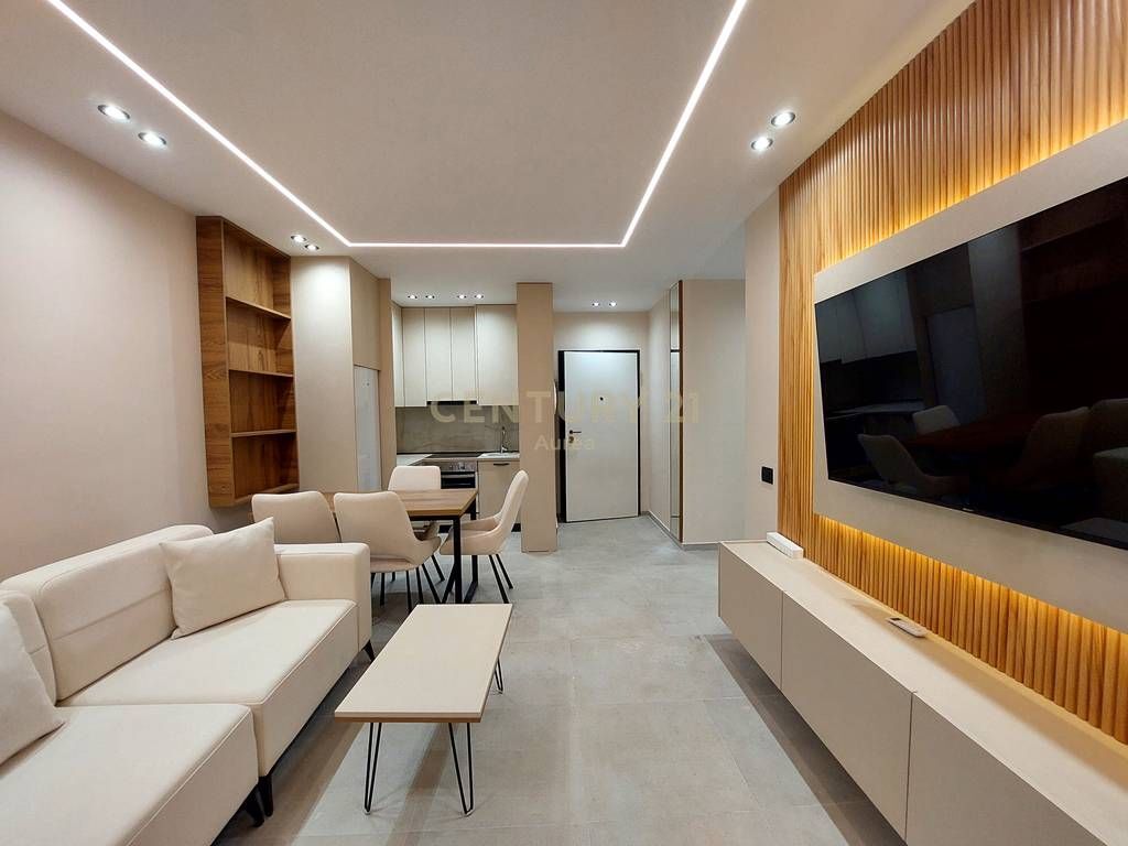 APARTMENT 2+1 FOR RENT, LUNGOMARE VLORË