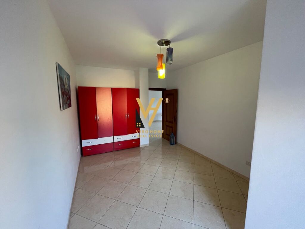 VENDESI APPARTAMENTO 2+1+2+BLK A PAZARI I RI 235.000 EURO