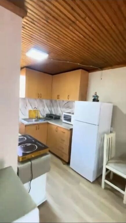 GARSONIERE 40,000 LEKE RRUGA E KAVAJES