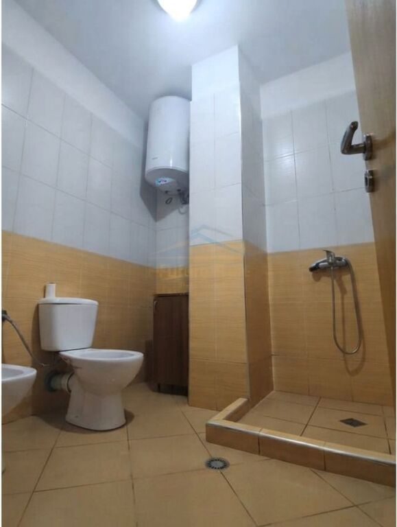 In vendita, Appartamento 2+1, Via 5 Maji, Tirana