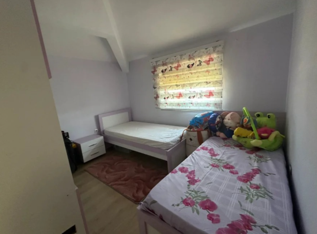 JEPET ME QIRA APARTAMENT 2+1 ME VERANDË | XHAMLLIK
