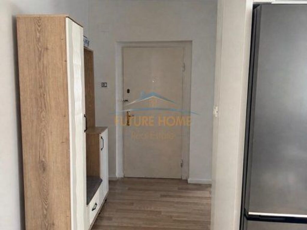 Shitet, Apartament 1+1, Rruga Bardhyl, Tiranë